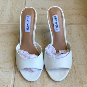Steve Madden high heels white leather